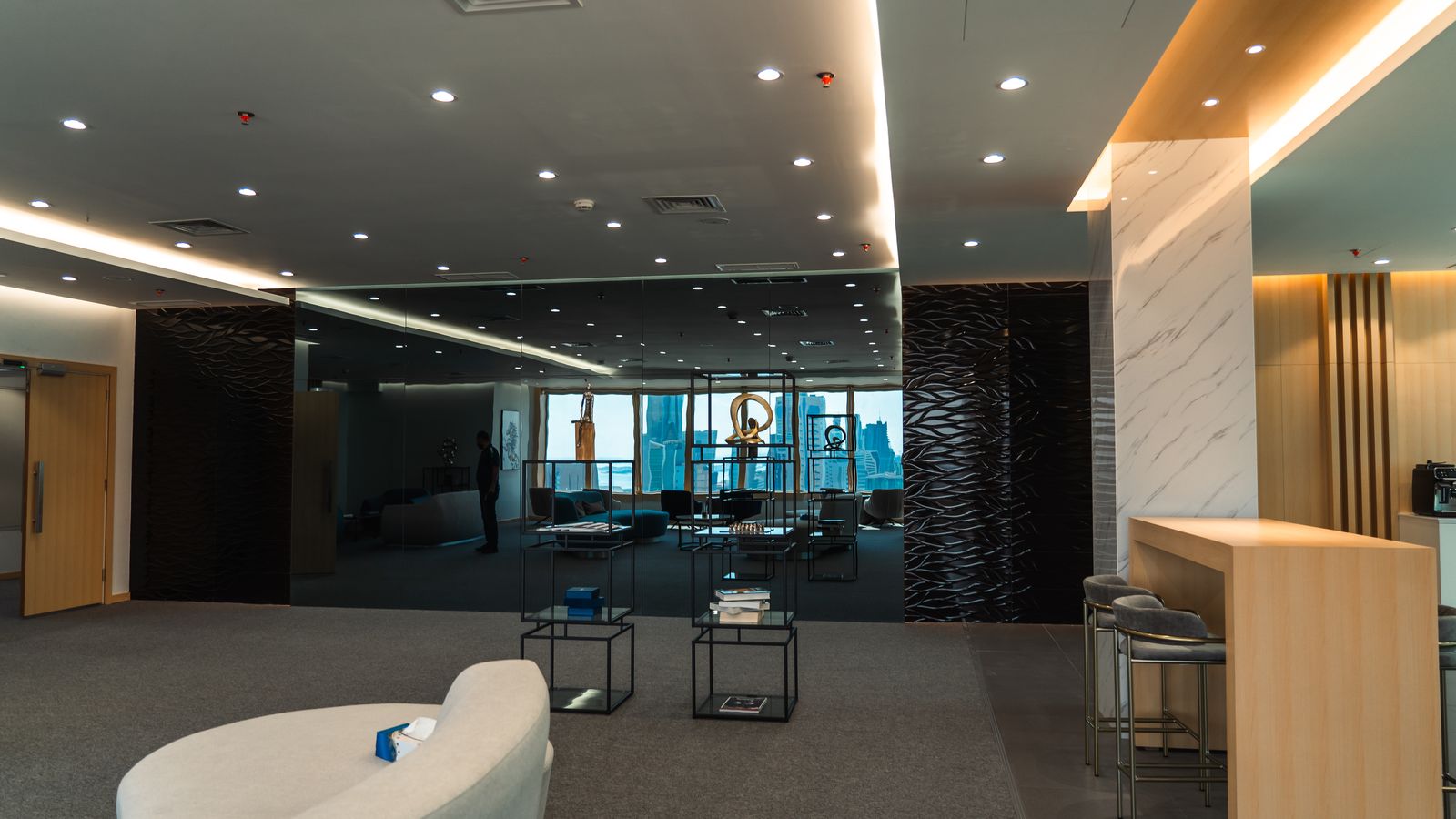 KAMCO Executive Lounge